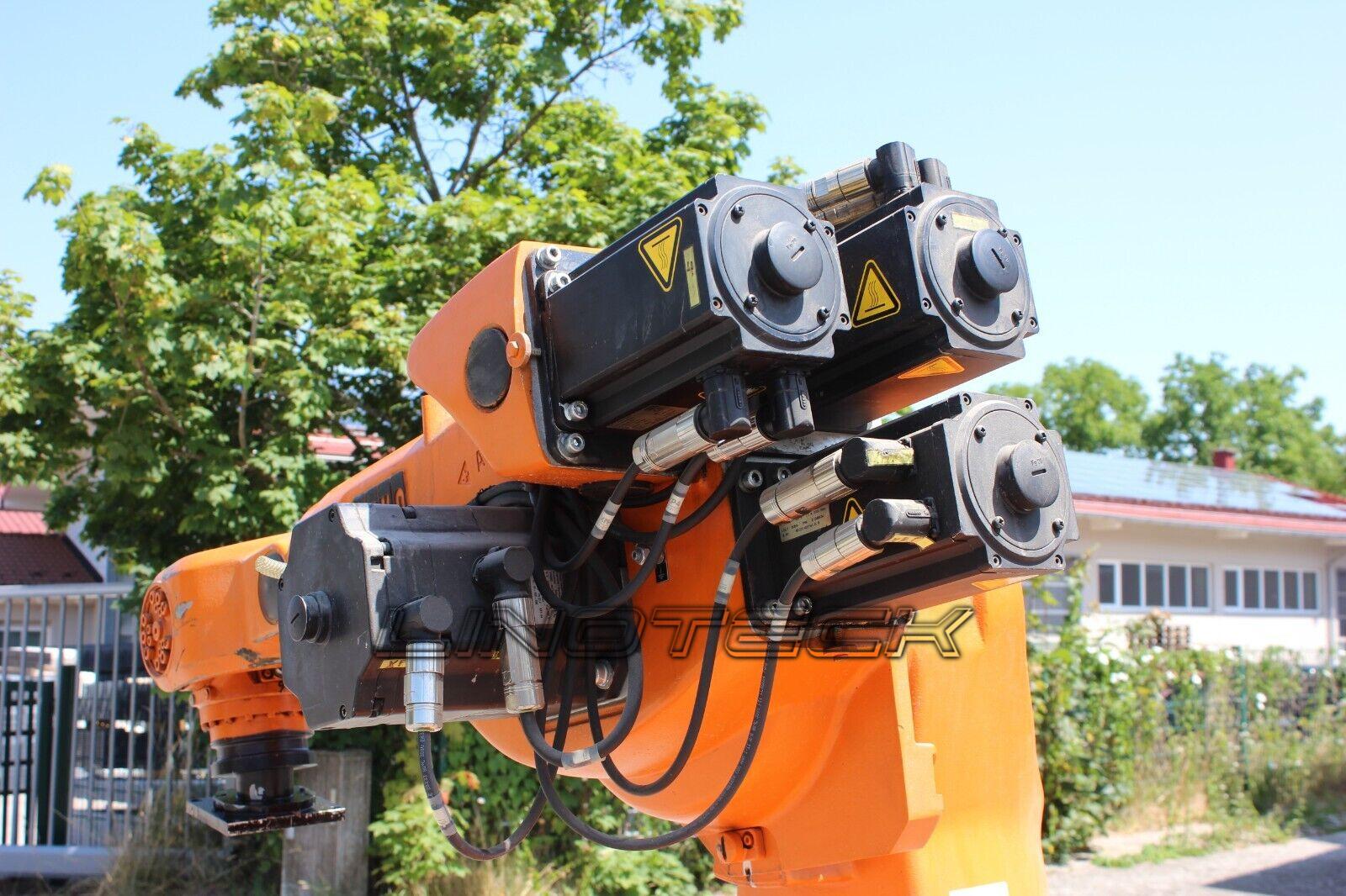 Como funciona a Manutenção corretiva em Robô KUKA KR 30/2 ?
Como funciona a Manutenção corretiva em Robô KUKA KR 30/2 ?
