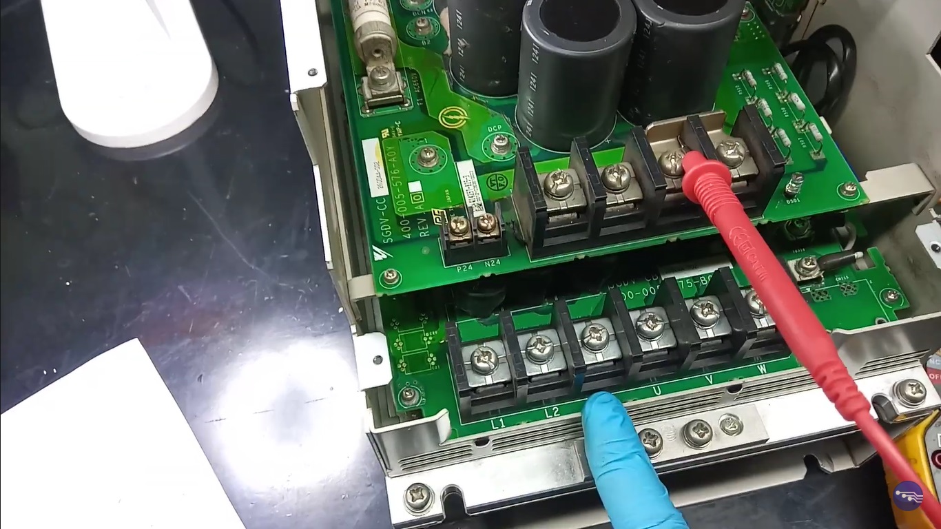 Conserto Servo Drive Yaskawa Servopack Como testar entrada