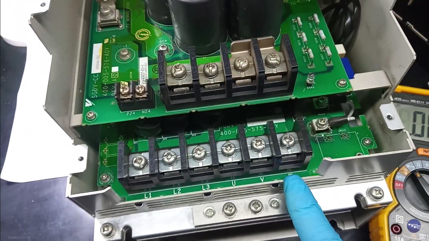 Assistência Técnica Servo Drive Yaskawa Servopack Como testar saida